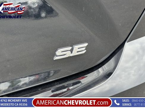 Used 2025 Toyota Camry SE FWD image 38