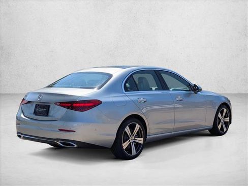 Used 2025 Mercedes-Benz C 300 Sedan image 2