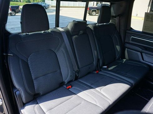 Used 2025 RAM 1500 Big Horn AWD/4WD image 33