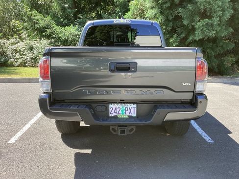 Certified 2023 Toyota Tacoma TRD Off-Road w/ Technology Package AWD/4WD image 19