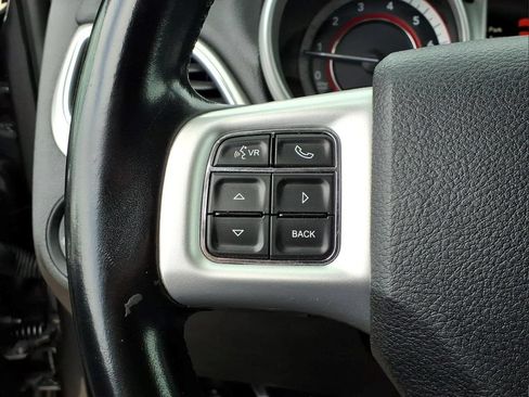 Used 2020 Dodge Journey SE w/ SE Popular Equipment Group FWD image 19