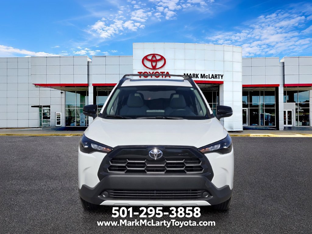 New 2026 Toyota Corolla Cross LE w/ Moonroof Package FWD image 6