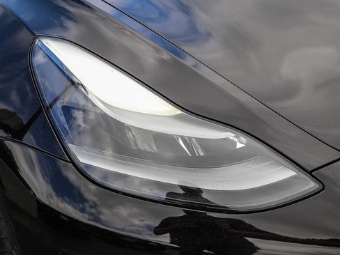 Used 2021 Tesla Model 3 Performance AWD/4WD image 4