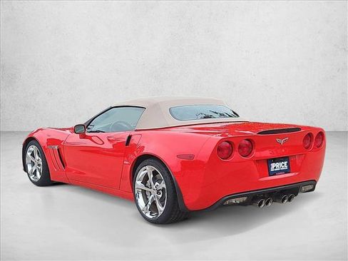 Used 2011 Chevrolet Corvette Grand Sport w/ Preferred Equipment Group RWD image 7