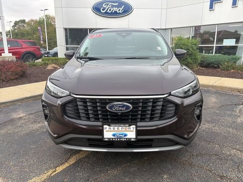 Certified 2023 Ford Escape Platinum image 2