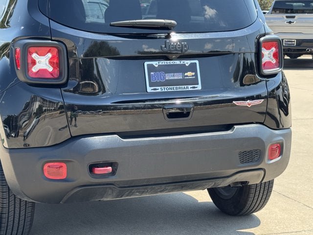 Used 2023 Jeep Renegade Trailhawk AWD/4WD image 8