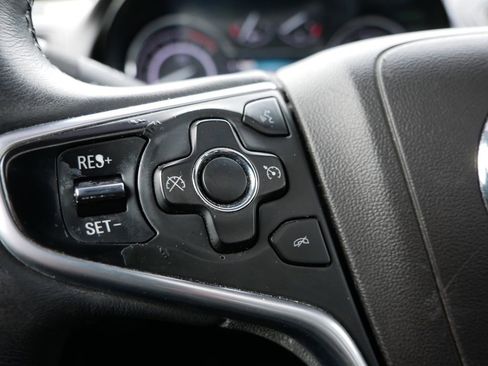 Used 2015 Buick Regal image 23