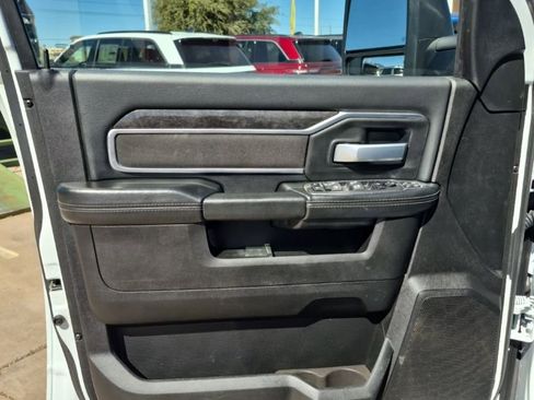 Used 2024 RAM 3500 Big Horn AWD/4WD image 13