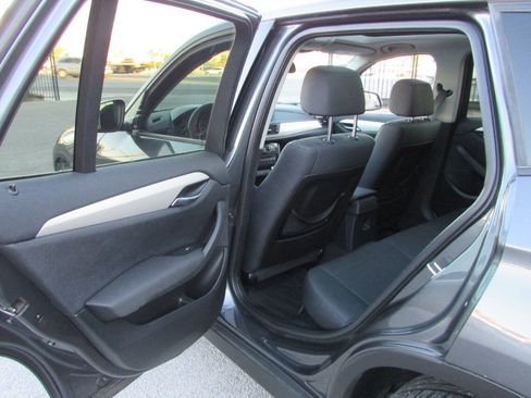Used 2013 BMW X1 sDrive28i RWD image 17