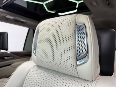 Used 2023 Cadillac Escalade Premium Luxury Platinum image 22