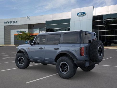 New 2025 Ford Bronco Badlands w/ Sasquatch Package AWD/4WD image 4