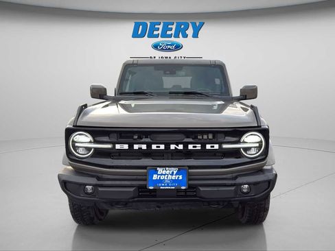 Used 2025 Ford Bronco Outer Banks image 10