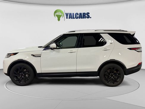 Used 2018 Land Rover Discovery SE AWD/4WD image 2