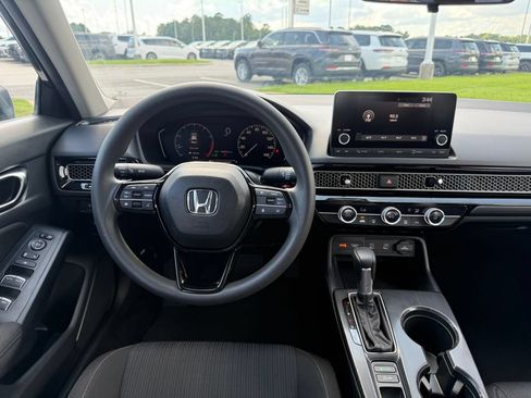 Used 2025 Honda Civic LX image 8