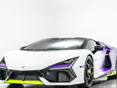 Used 2025 Lamborghini Revuelto AWD/4WD image 5