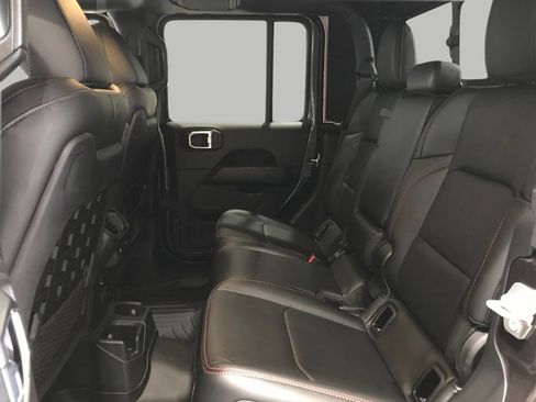 Used 2020 Jeep Gladiator Rubicon image 23