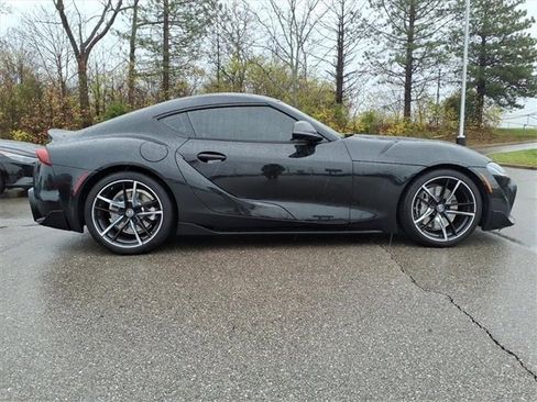 Used 2022 Toyota Supra image 6