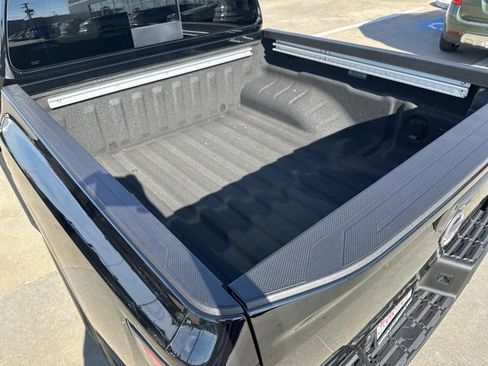 New 2026 Nissan Frontier SV w/ SV Convenience Package image 8