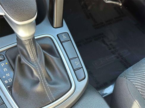 Used 2023 Kia Seltos LX image 29