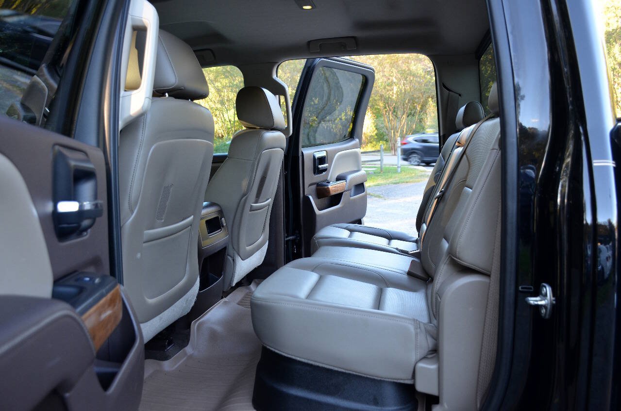 Used 2014 Chevrolet Silverado 1500 LTZ w/ LTZ Plus Package AWD/4WD image 14