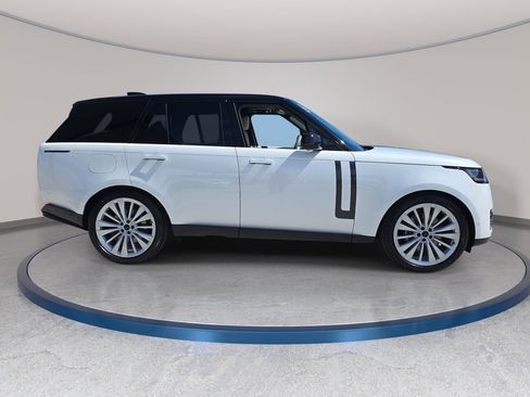 New 2026 Land Rover Range Rover SE AWD/4WD image 4