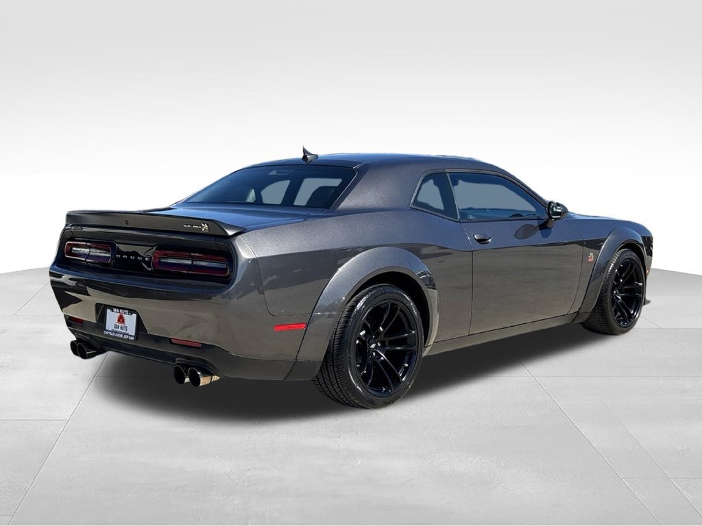 Used 2023 Dodge Challenger R/T Scat Pack RWD image 3
