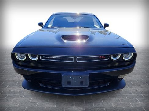 Used 2023 Dodge Challenger R/T image 2