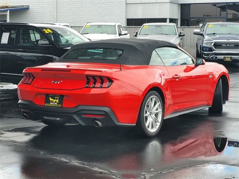 Used 2024 Ford Mustang GT Premium image 4