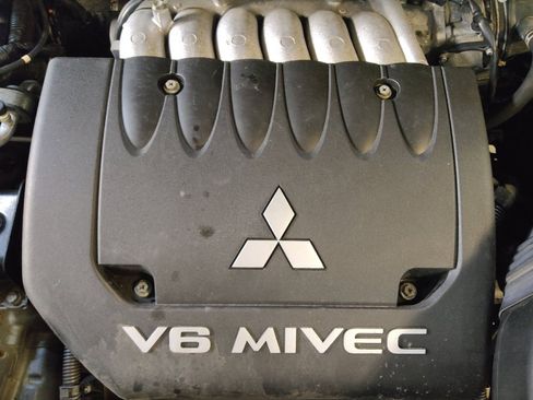 Used 2019 Mitsubishi Outlander GT image 30