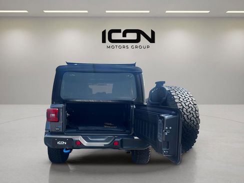 Used 2022 Jeep Wrangler Unlimited Rubicon 4xe w/ Cold Weather Group image 10
