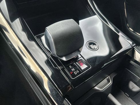 New 2026 Land Rover Range Rover Sport Dynamic SE AWD/4WD image 27