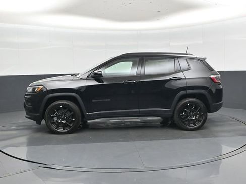 New 2026 Jeep Compass Latitude AWD/4WD image 7