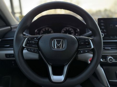 Used 2019 Honda Accord LX image 15