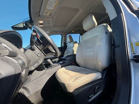 Used 2018 Ford Explorer Platinum AWD/4WD image 10