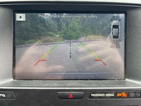Used 2018 Ford Explorer XLT w/ Equipment Group 202A AWD/4WD image 24