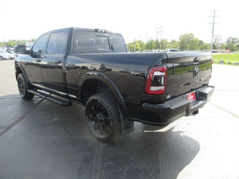 Used 2022 RAM 2500 Laramie w/ Night Edition AWD/4WD image 10