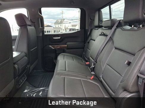 Used 2019 Chevrolet Silverado 1500 LT w/ Convenience Package AWD/4WD image 13