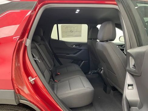 New 2026 Chevrolet Equinox LT AWD/4WD image 12