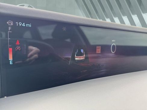 Used 2024 Lincoln Nautilus Premier AWD/4WD image 16