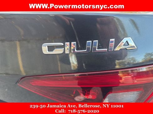 Used 2022 Alfa Romeo Giulia Ti image 21