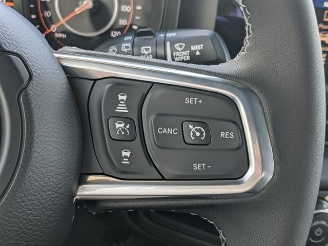 New 2025 Jeep Wrangler Unlimited Sahara AWD/4WD image 19