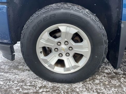 Used 2018 Chevrolet Silverado 1500 LT w/ All Star Edition image 24