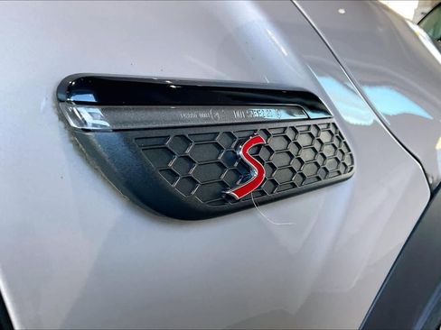 Used 2024 MINI Cooper S image 9