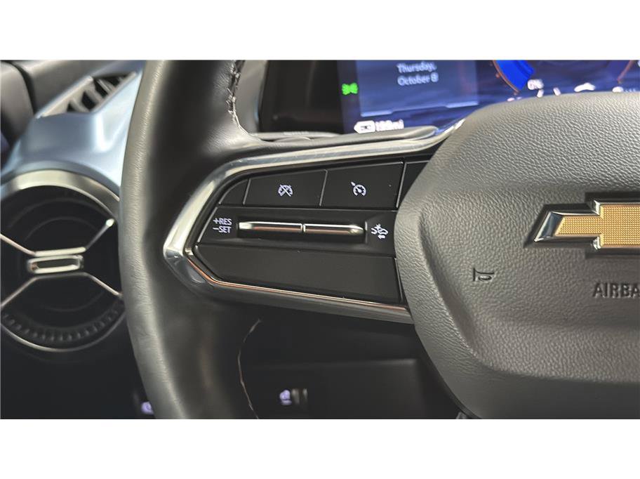 Used 2024 Chevrolet Equinox EV LT FWD image 33