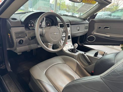 Used 2005 Chrysler Crossfire Limited RWD image 11