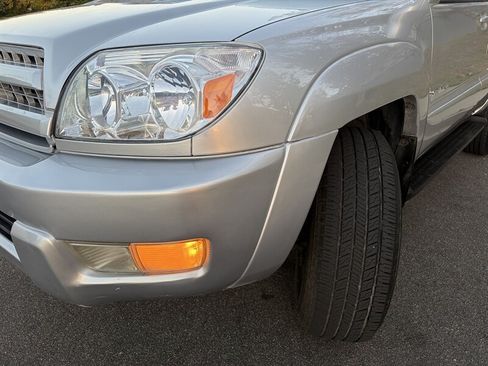Used 2005 Toyota 4Runner Sport RWD image 28