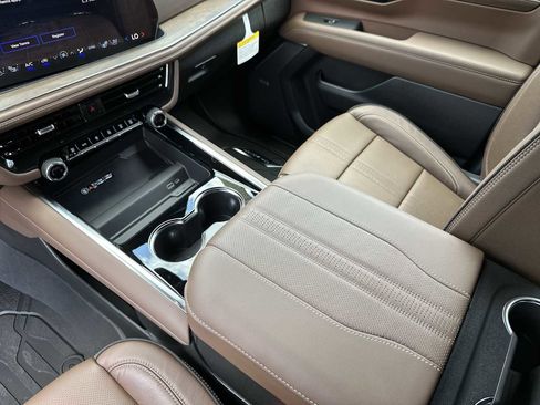 New 2026 Chevrolet Tahoe High Country RWD image 22