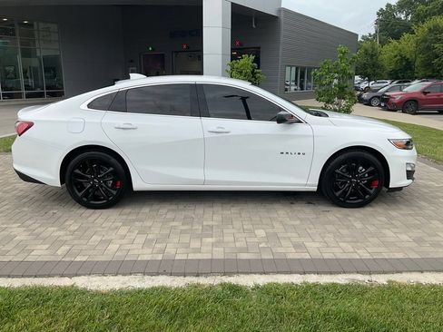 Used 2022 Chevrolet Malibu LT w/ Redline Edition FWD image 8