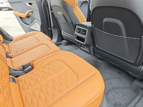 New 2026 Audi RS Q8 performance image 11