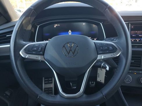 Used 2024 Volkswagen Jetta Sport image 21